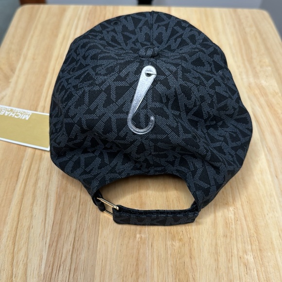 Michael Kors Women’s Black Hat (NWT) - Picture 2 of 6